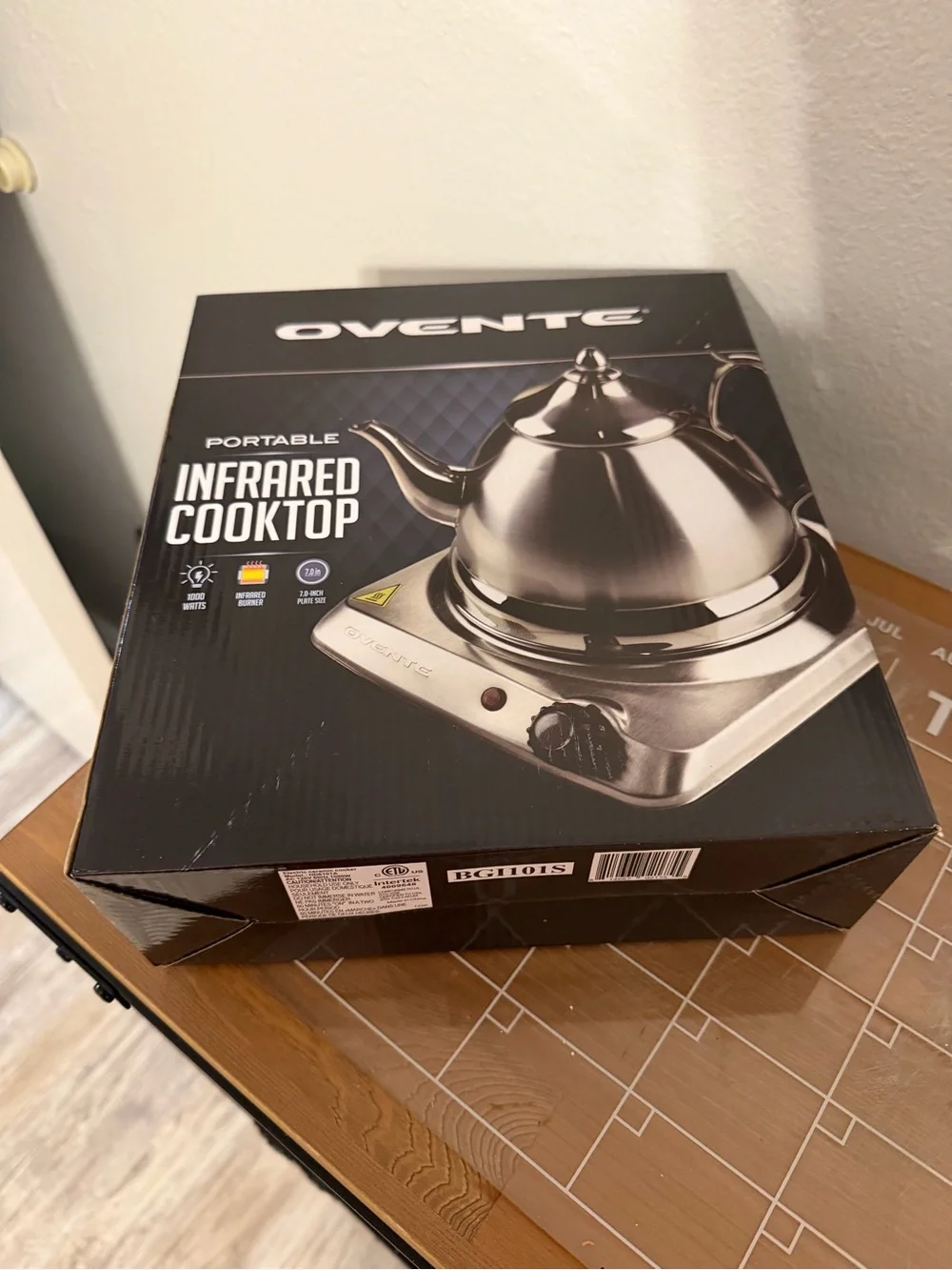 Ovente Portable Infrared Cooktop in Silver